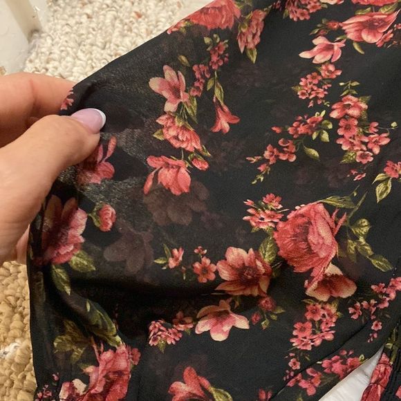 Forever 21 Floral Off The Shoulder Dress - Picture 2 of 5